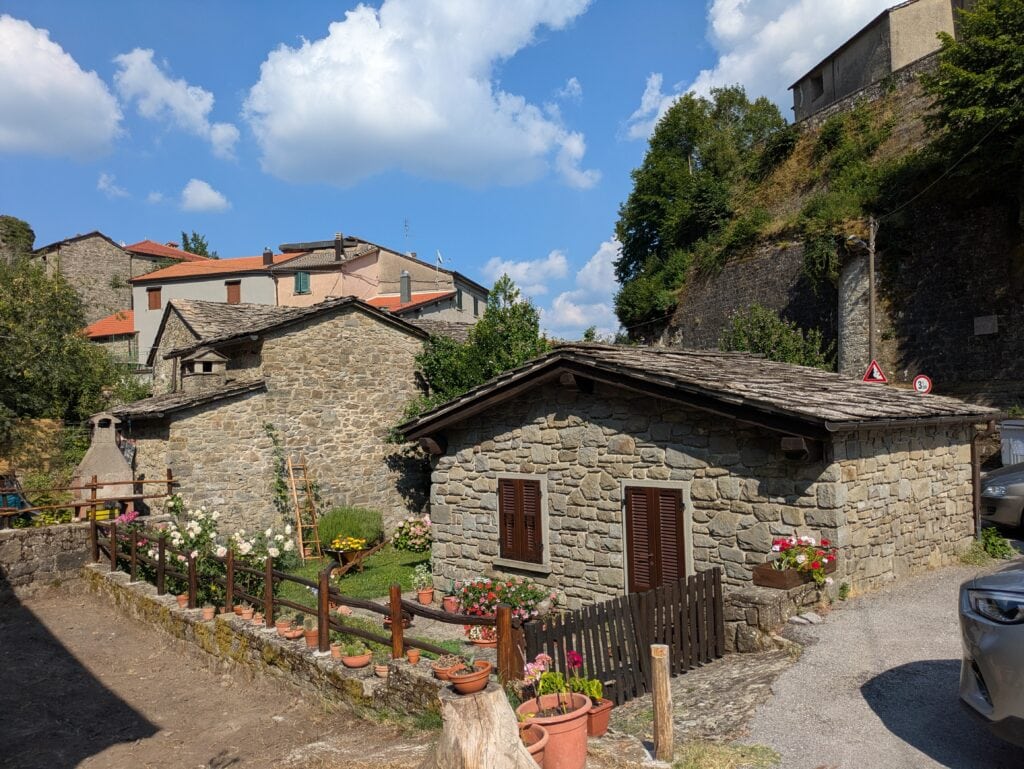 Scorcio nel borgo di Torri