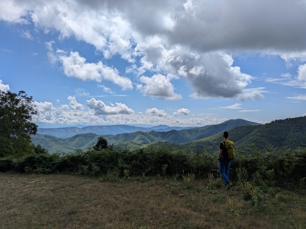 Vista sui monti della Val Bisenzio e della Calvana dall'Acquerino